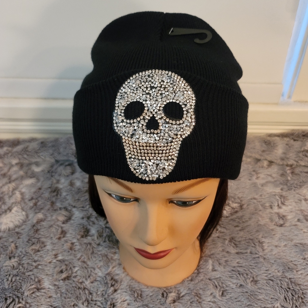 Beanie hat patched sugar skull